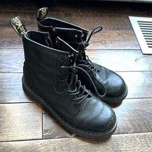 Dr. Martens Pascal black ankle boots size women’s 5 men’s 4 unisex